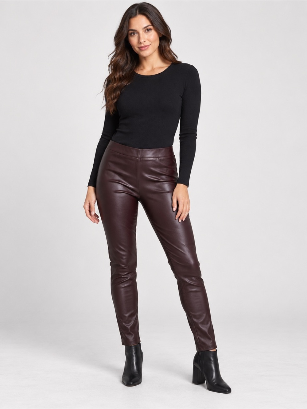 Faux leather coated skinny pants